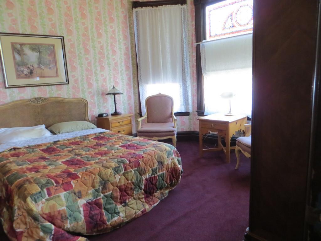 Irwin Street Inn Hanford Quarto foto